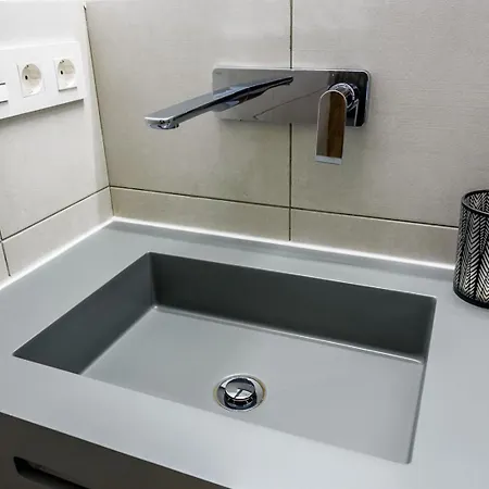 Apartamento Amplisimo Y Coqueto De Lujo Y Diseno En Pleno Centro